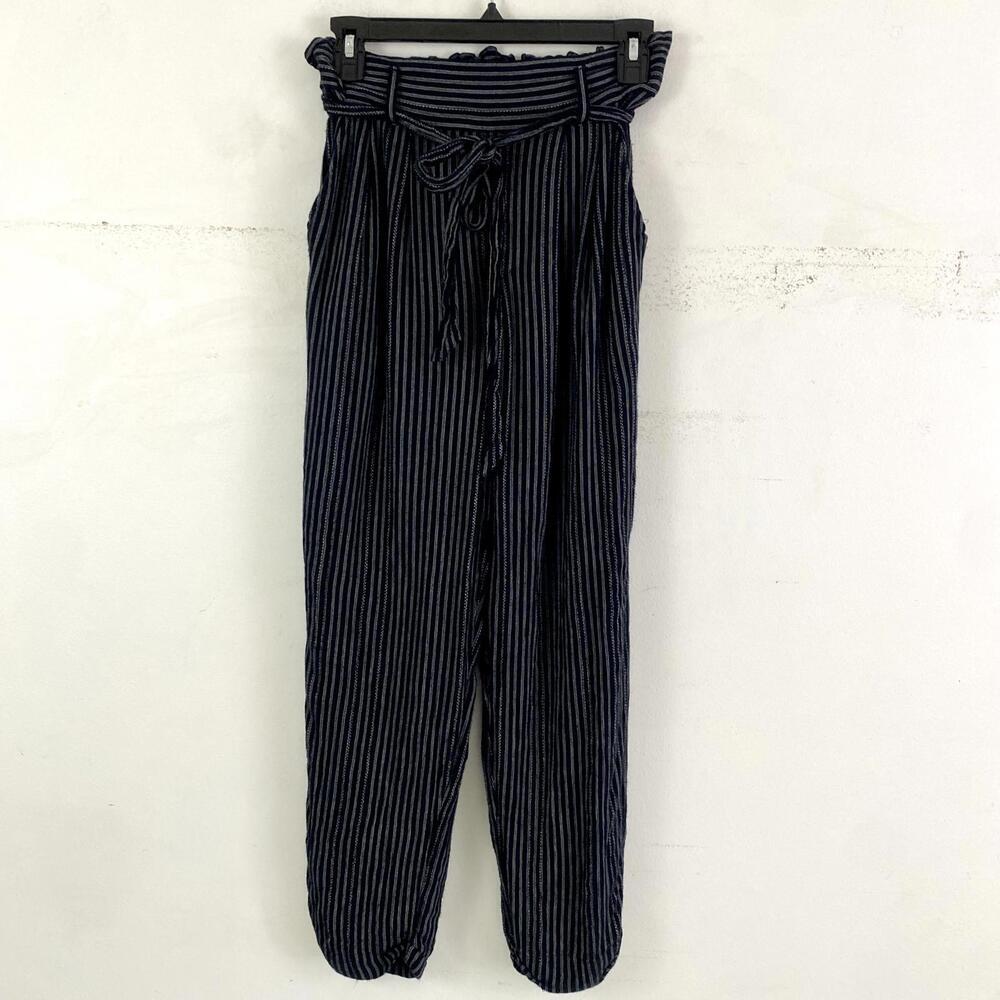 AMERICAN EAGLE black and grey stripe casual pants sz S